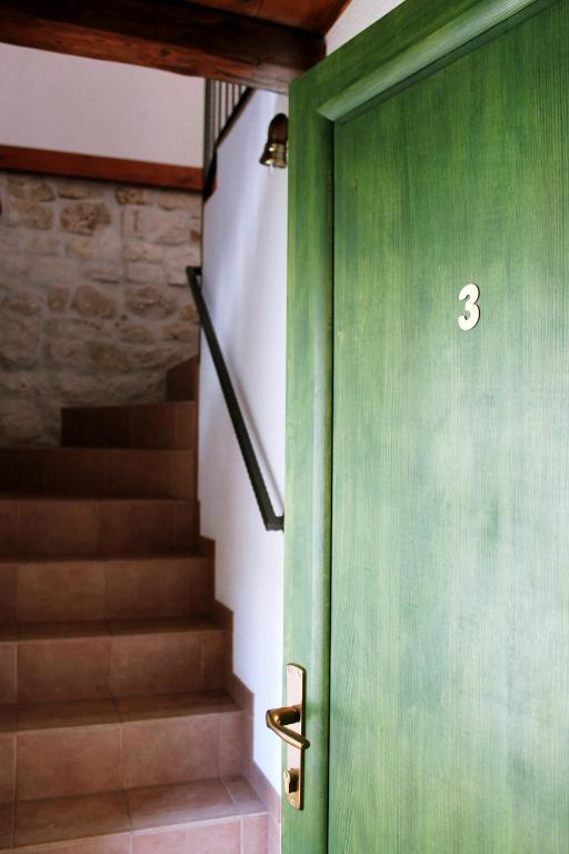 House Ivancic-Free Parking Trogir Rom bilde